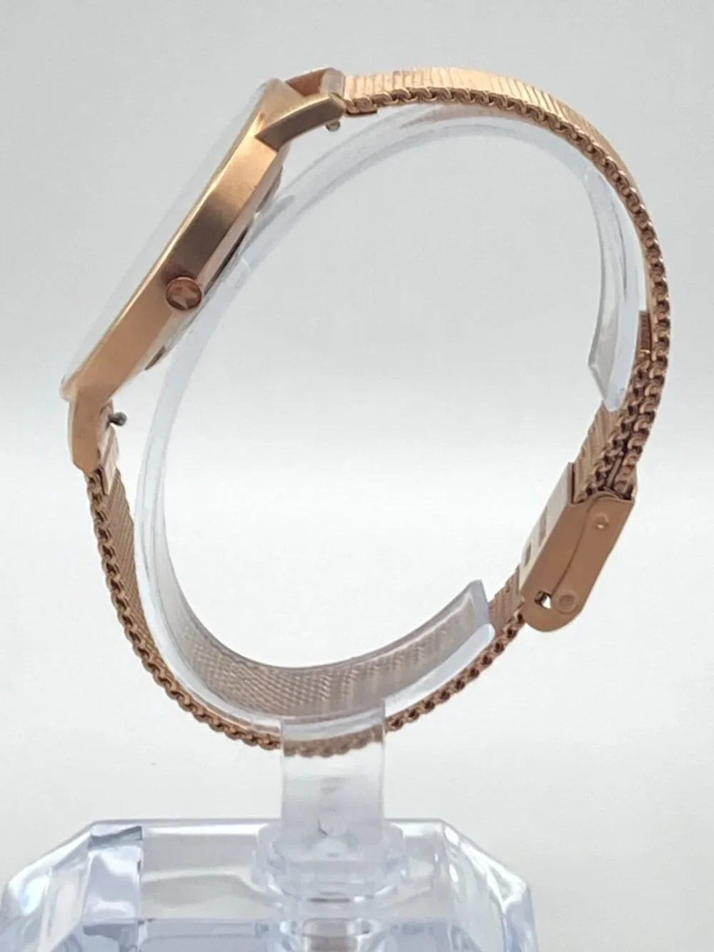 MVMT Boulevard Malibu Women's Watch 38mm Rose Gold Tone Mesh Band New Battery
